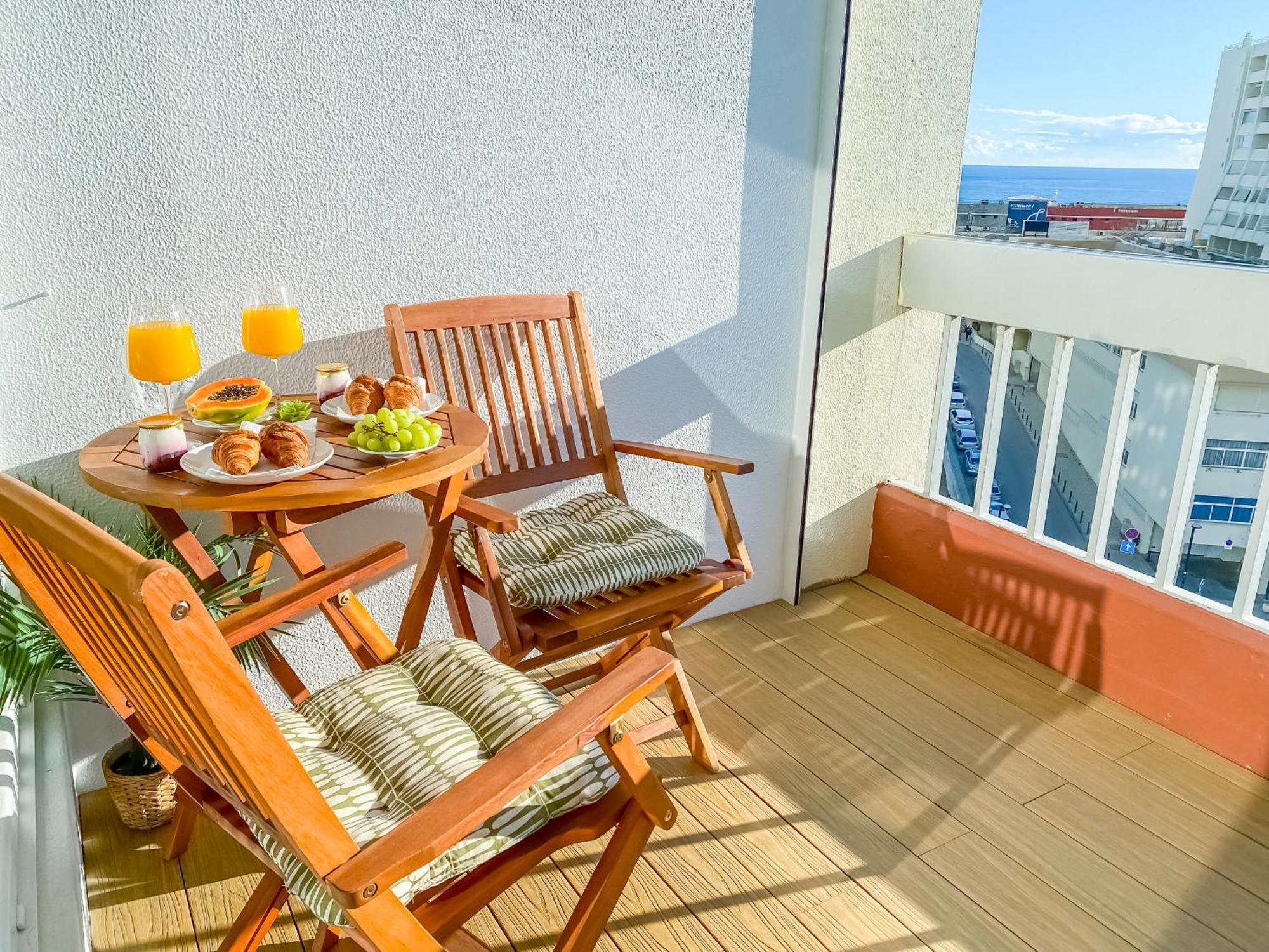 Luxury 2 Min Beach With Balcony, Ocean View, Wifi, Ac, Smarttv Portimão Exterior foto